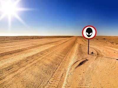 Explorando o Tabu dos OVNIs e Encontros Alienígenas area 51 2037418 1920 1593656262 | Polêmica | aliens, area51, cia, discos voadores, OVNIs, polêmica, Textos, ufo, ufologia, ufos