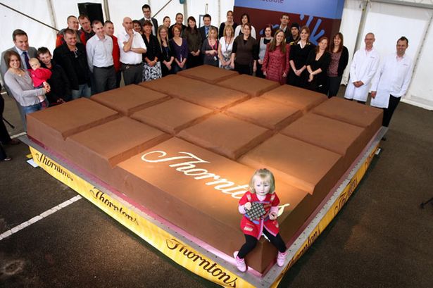 Chocolate: Uma Jornada Do Cacau ao Doce Amado Mundialmente Guinness Thorntons maior barra de chocolate out2011 | Curiosidades | alimento, chocolate, comida, curiosidades, curioso
