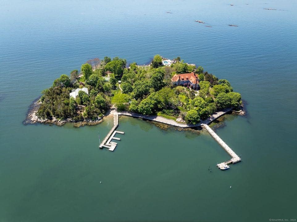 Uma ilha à venda por 35 milhões de dólares 461792442 122181224882158364 6452286210664729195 n | Arquitetura | casa, dicas, ilha, preço, venda