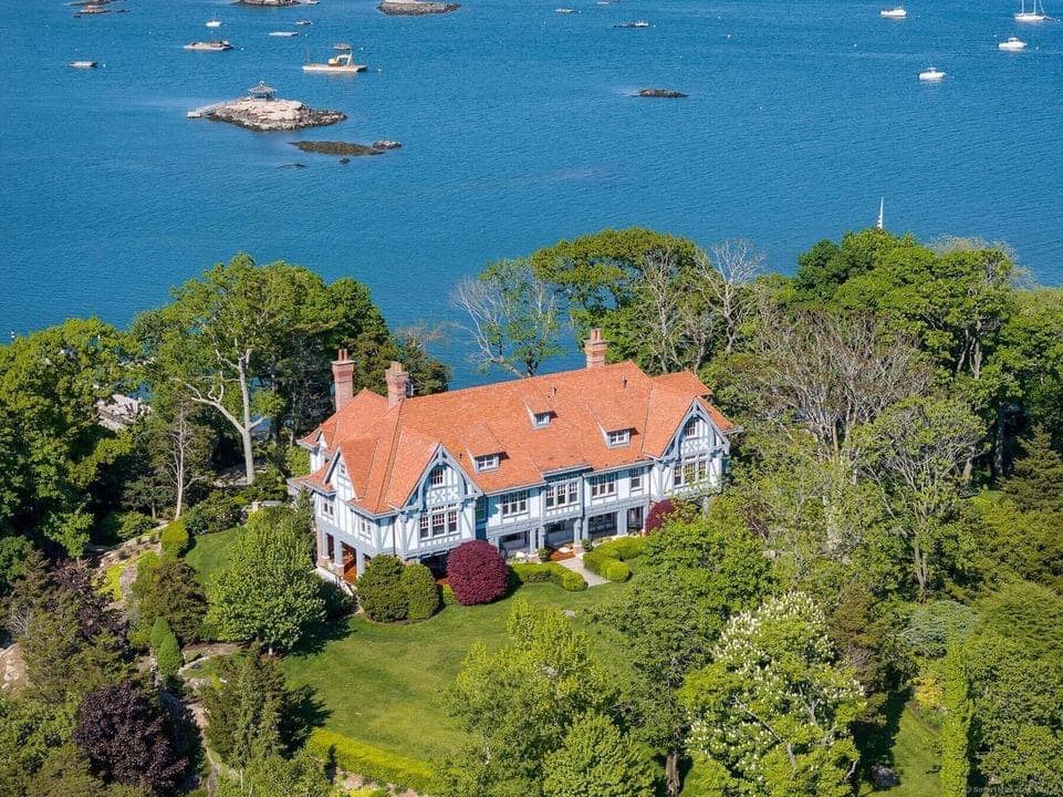 Uma ilha à venda por 35 milhões de dólares 462069685 122181224534158364 1609795688373183629 n | Arquitetura | casa, dicas, ilha, preço, venda
