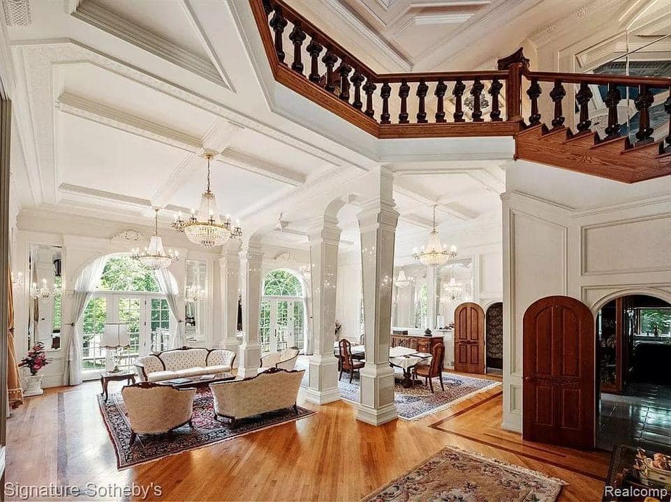 Casa-castelinho 462388609 122181935480059484 4894651433087511778 n | Arquitetura | arquitetura, casa, castelo, curioso