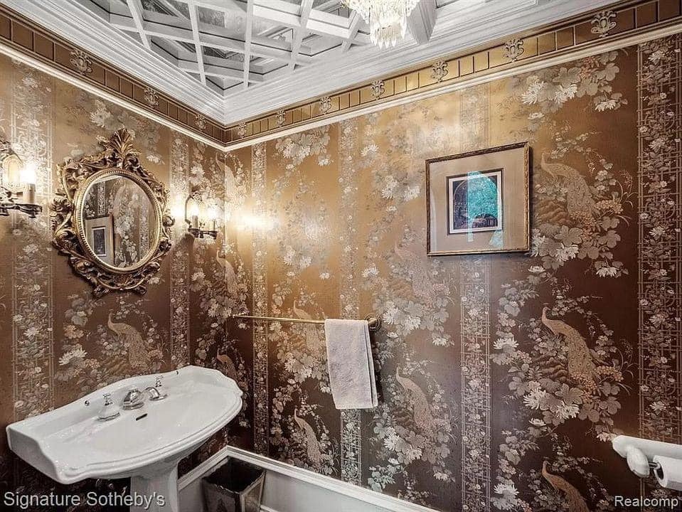 Casa-castelinho 462564627 122181933620059484 703031082765116173 n | Arquitetura | arquitetura, casa, castelo, curioso