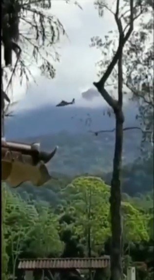A vila italiana que é assolada por estranhos fenômenos Captura de tela 2024 10 30 084933 | Polêmica | estranho, fenômeno, italia, polêmica, sicília, ufos