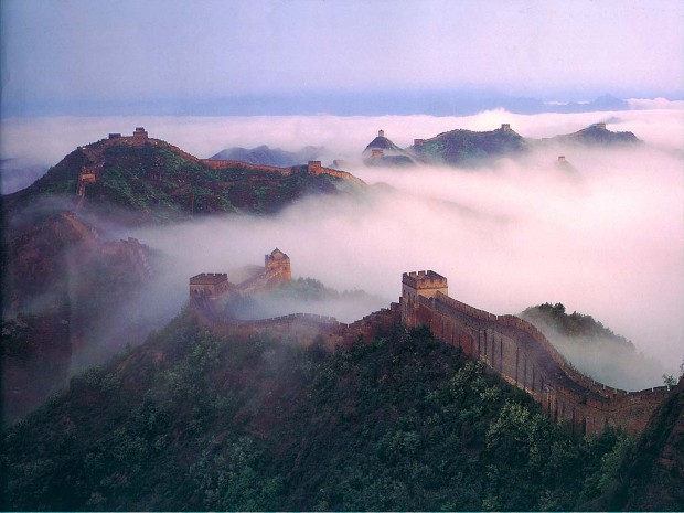As 7 Maravilhas do Mundo Moderno A Muralha da China: Uma das sete maravilhas do mundo moderno