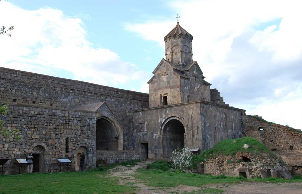 O impressionante mosteiro de Tatev juju3 | Lugares | armênia, lugares, mosteiro
