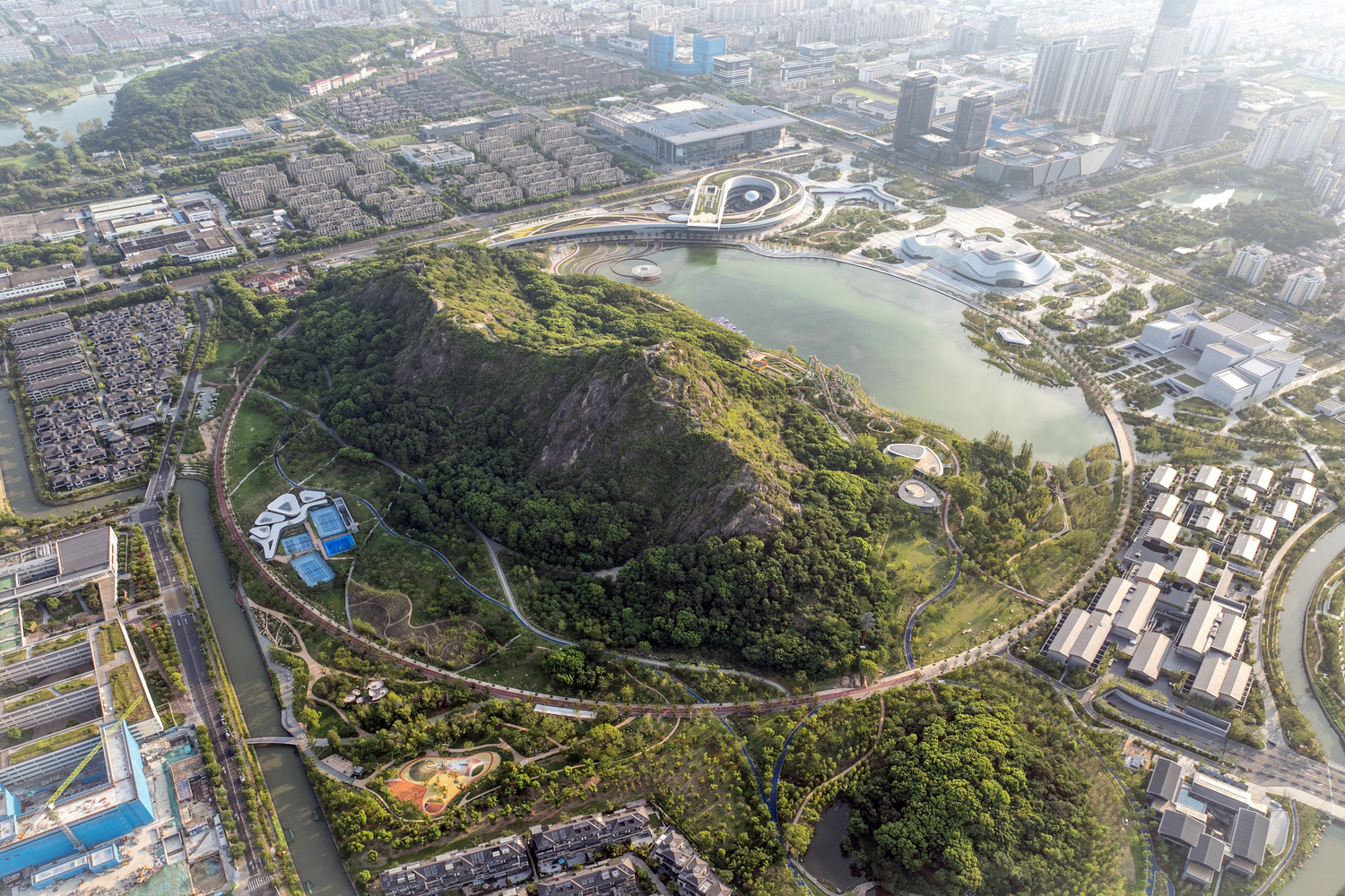 Projeto super legal de um parque na China 480941803 1189344399228251 2773872137782511105 n | Lugares | Lugares