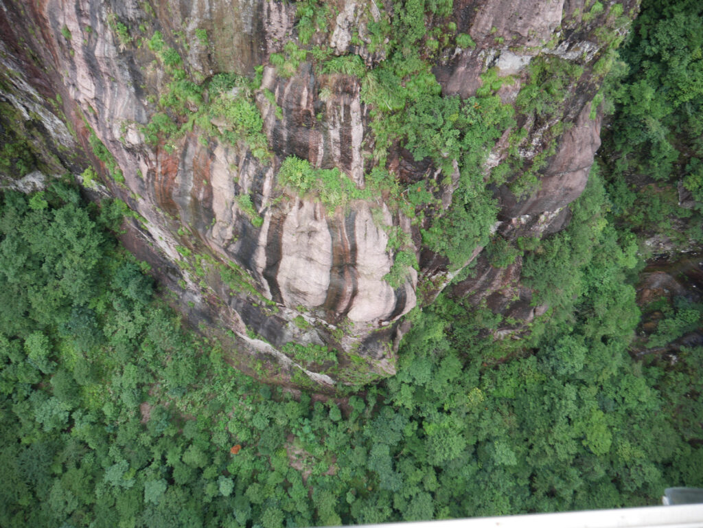 Descubra a impressionante Ponte Ruyi, na China RuyiDrop | Lugares | Lugares