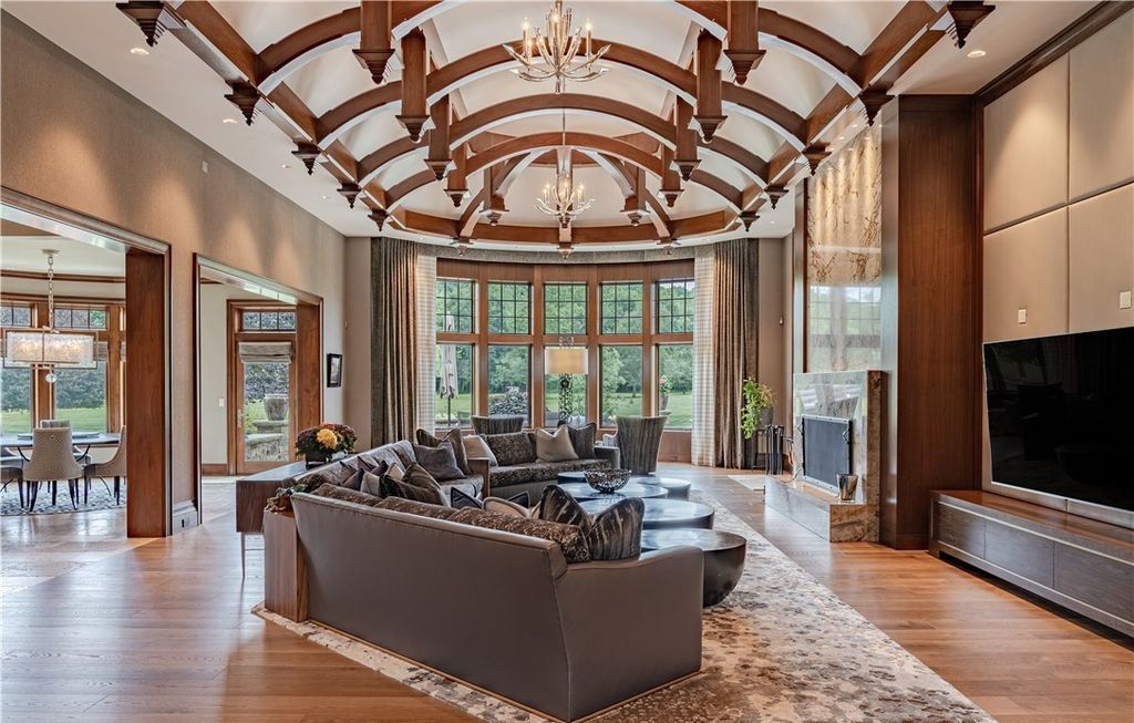 Uma mansão em Ohio Masterpiece Estate in Ohio with Unique Amenities and Impeccable Craftsmanship Listed for 19995000 7 | Arquitetura | arquitetura, casa, imóvel, mansão