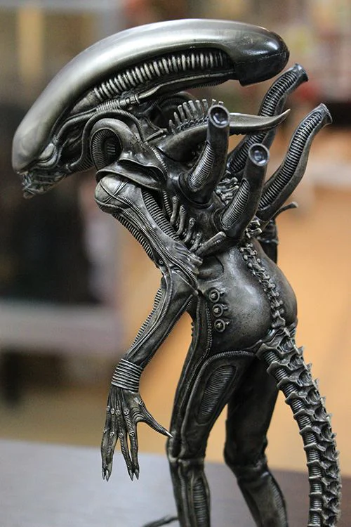 Fazendo o xenomorfo parte 1 967d4ceee82765347c0dbf80ddb8a3d0 | Arte | alien, Arte, escultura, Textos