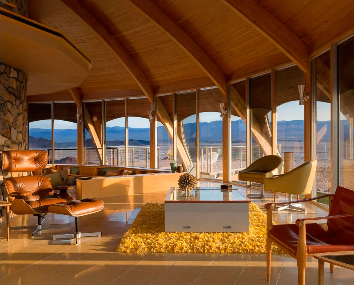 A casa domo no topo do vulcão Captura de tela 2025 09 15 082605 | Arquitetura | arquitetura, casa, curioso, vulcão
