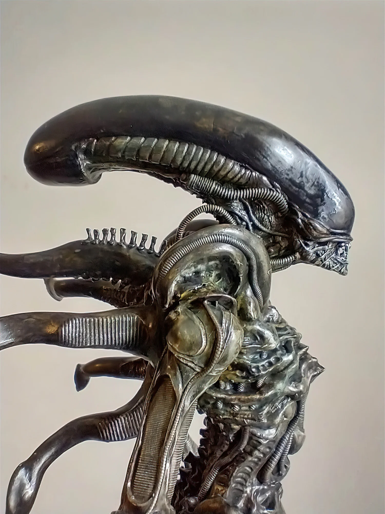 lado | Arte | 3d, aliens, escultura, xenomorfo