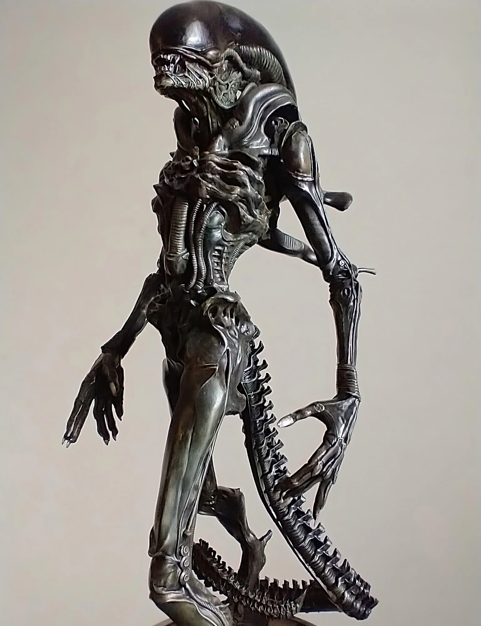 Xenomorfo parte final - Pintura plungee | Arte | 3d, aliens, escultura, xenomorfo