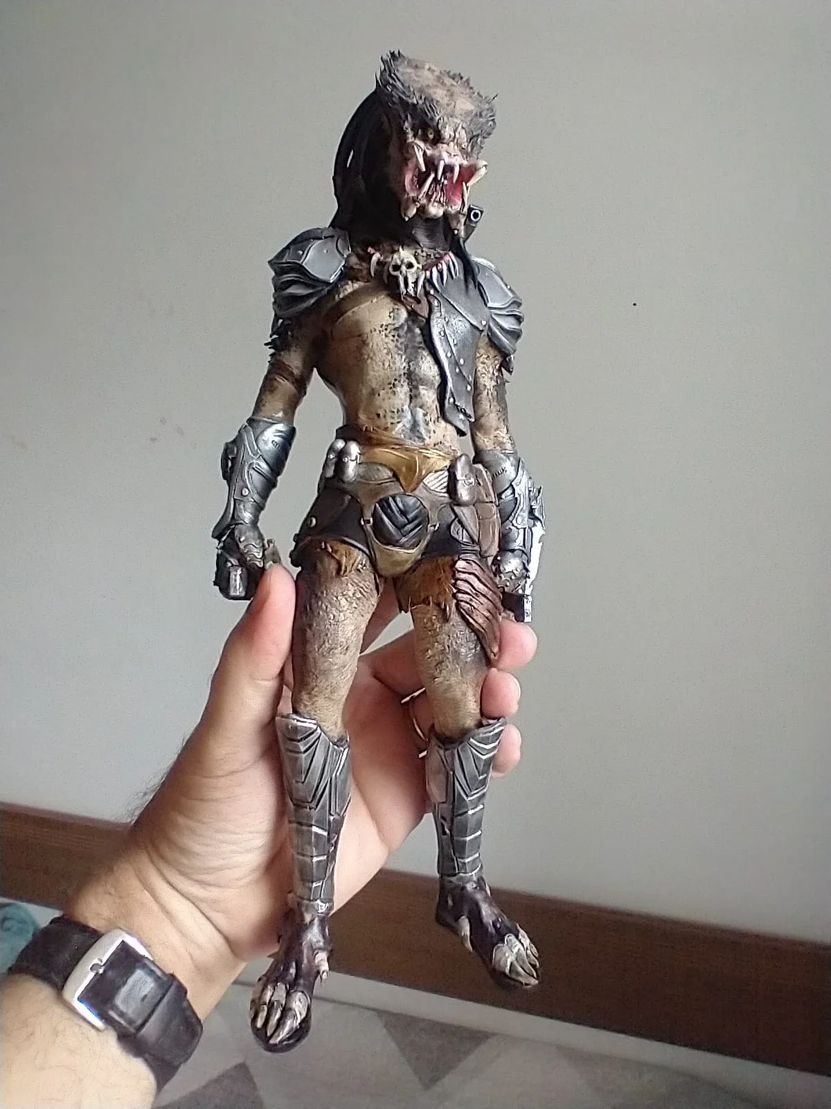 Um predador pra chamar de meu - Parte 2 Imagem do WhatsApp de 2025 10 30 as 09.40.38 bc535309 | Arte | Arte, bonecos, escultura, miniaturas, predador