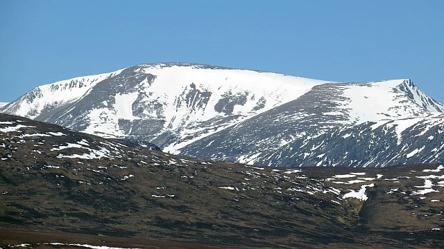 O misterioso Homem Cinzento de Ben Macdui Ben Macdui geograph.org .uk 3477292 | Curiosidades | criatura, mistério, monstro, monstro montanha