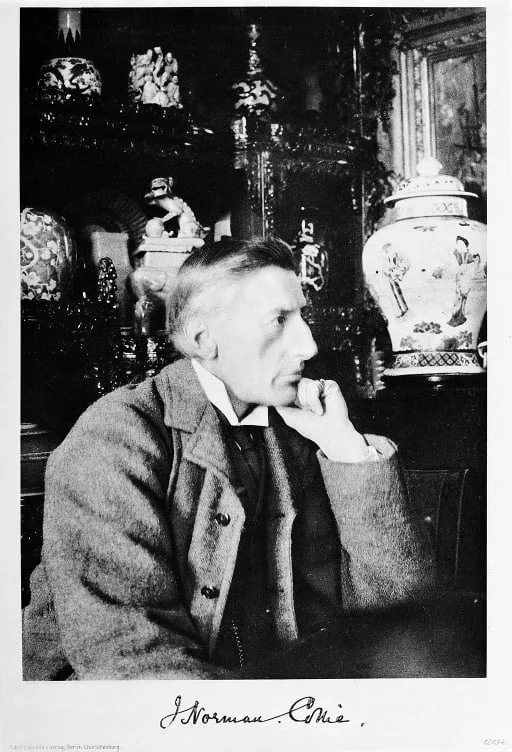O misterioso Homem Cinzento de Ben Macdui GetImage | Curiosidades | criatura, mistério, monstro, monstro montanha