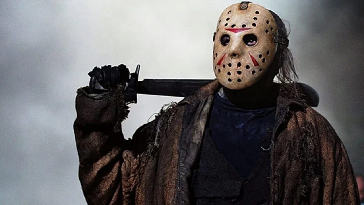 Máscaras, capacetes e adereços de cabeça que marcaram o mundo friday the 13th jason voorhees | Curiosidades | adereços, cabeça, curiosidades, histórico, mascaras, midia, reis